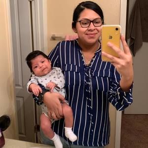 Meet your Posher, Yaneth